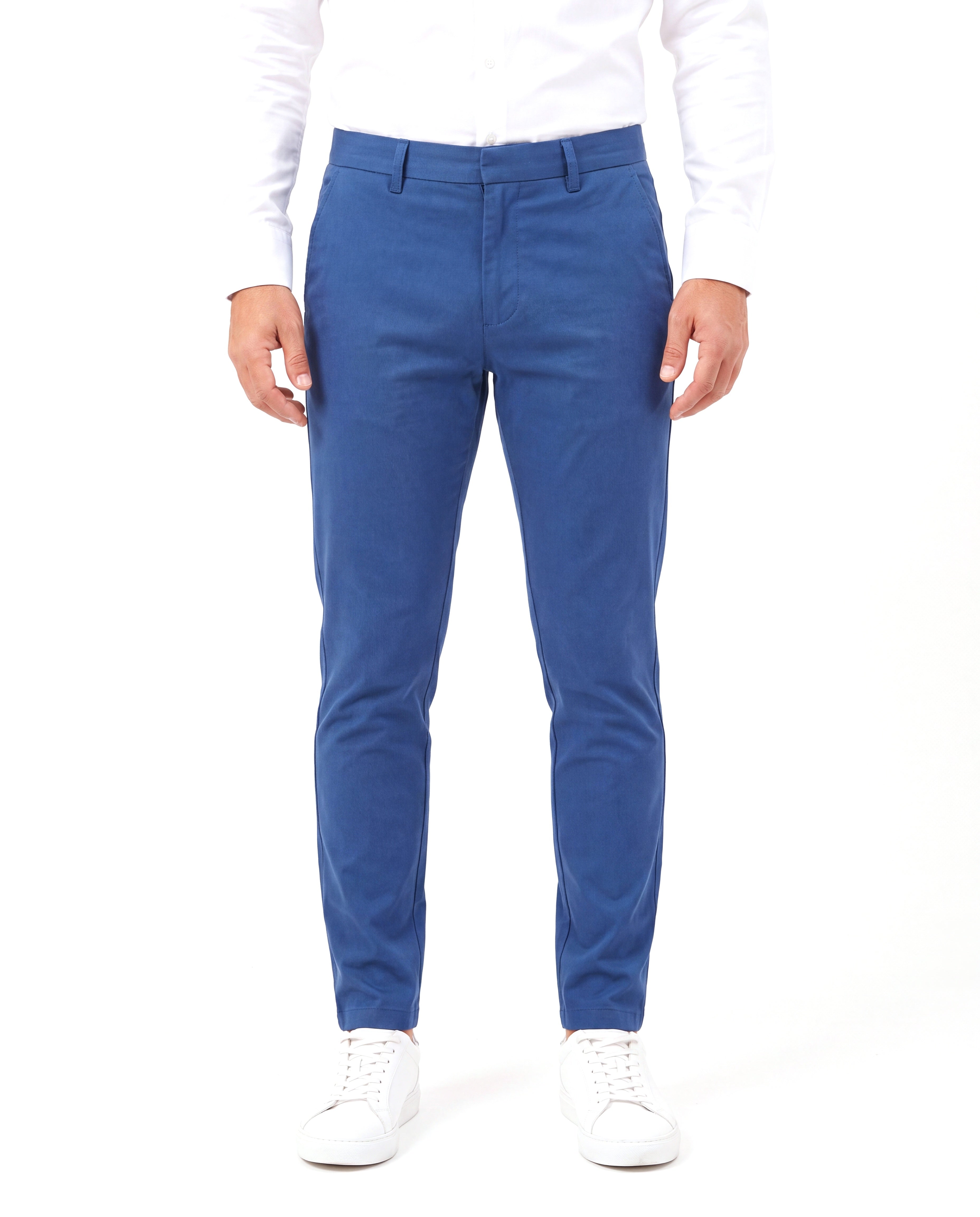 Getailleerde chino met knoopsluiting Heren